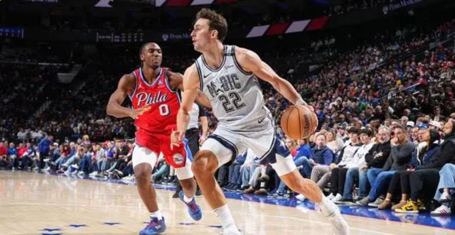 玩法-危机！小瓦格纳伤缺至少4周 魔术双核皆作壁上观