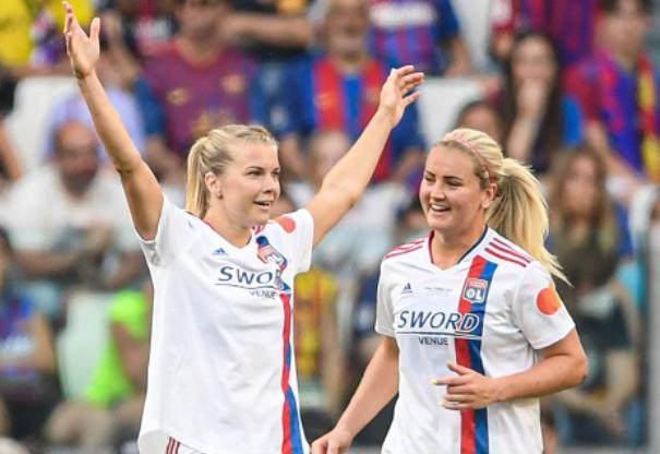 Baccarat-【女足欧冠】赫格贝格传射 里昂3比1巴萨加冕8冠王